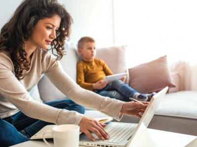 Aandacht, vertrouwen en verantwoordelijkheid geven Aandacht, vertrouwen en verantwoordelijkheid geven